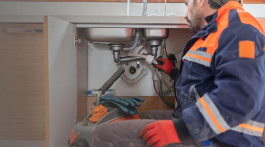 Professional water heater repair in Tyner, IN